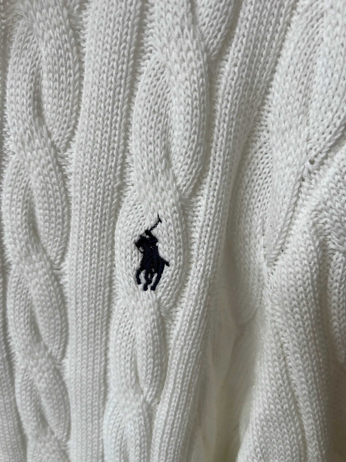 P240 Ralph Lauren classic unisex half-zip rubberized sweater, popular on all major platforms, original and consistent washed fabrics, workmanship details restored to the original, original pony embroidery on the chest, original custom-made hardware accessories